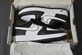 Nike Air Force 1 Schwarz/Weiss grösse 43 Neu