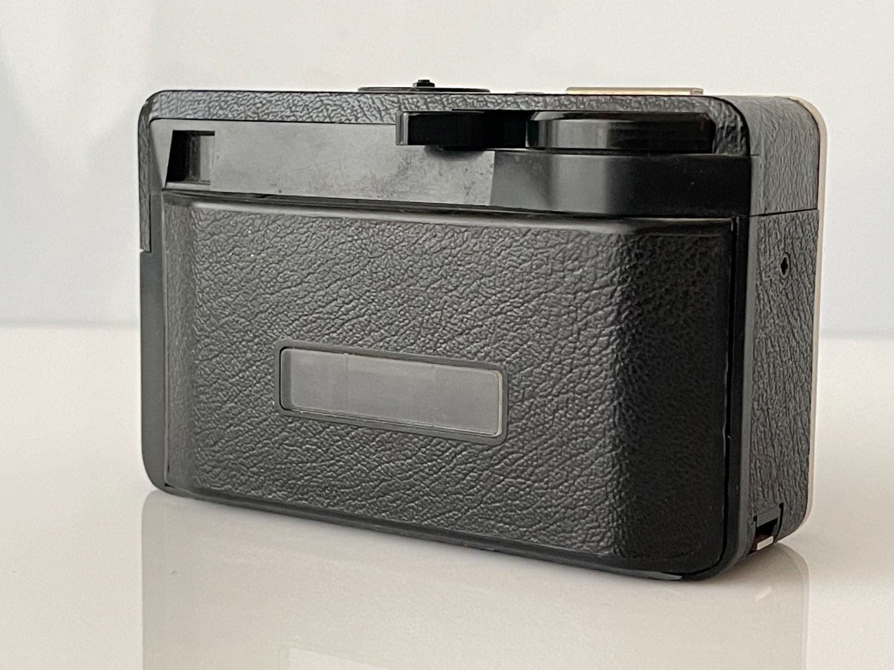 Kodak Fotocamera: Kodak Instamatic 55X 126 Kompakt KAMERA – Usato da Jonen venduto da BMWE369 3