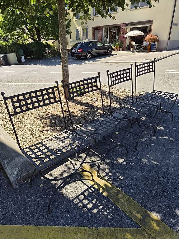 Sedie: 4 chaises de jardin en fer – Usato da Bussigny venduto da ama_2fz8 1