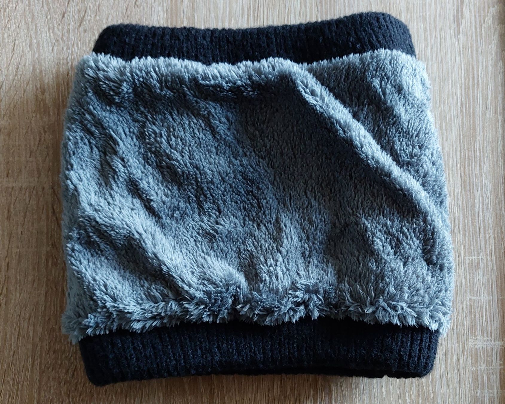 Foulard & Sciarpe: Warmer Strickschal Loop mit Fleecefutter, schwarz – Nuovo (secondo la descrizione) da Zollikofen venduto da Blackie 4