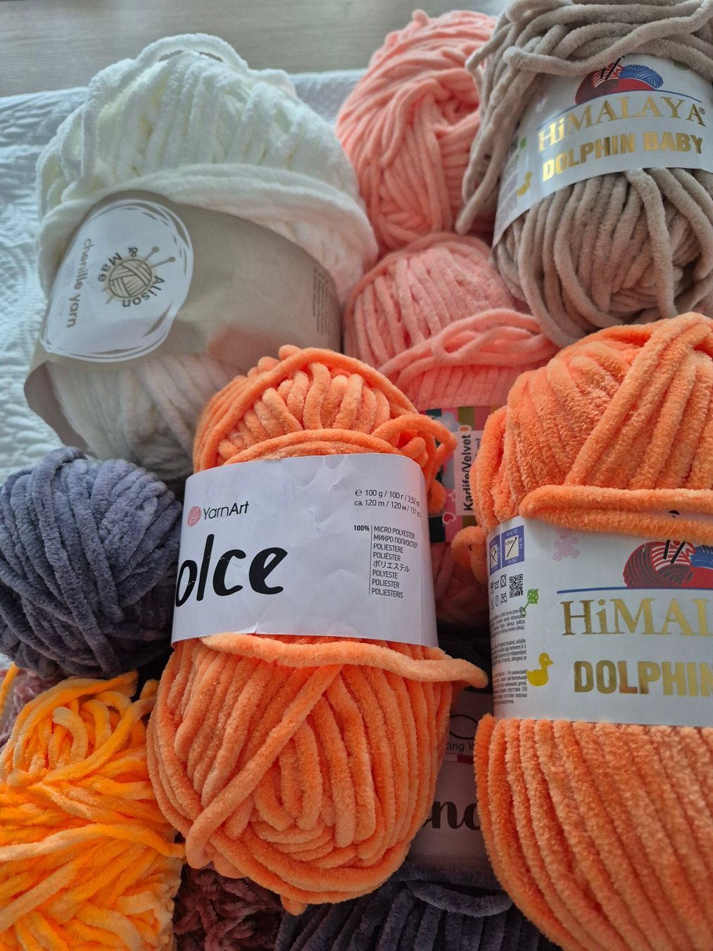 Wolle: Wolle Paket Chenille Garn viele Farben – Neu (gemäss Beschreibung) aus Lufingen von mickymouse03 1