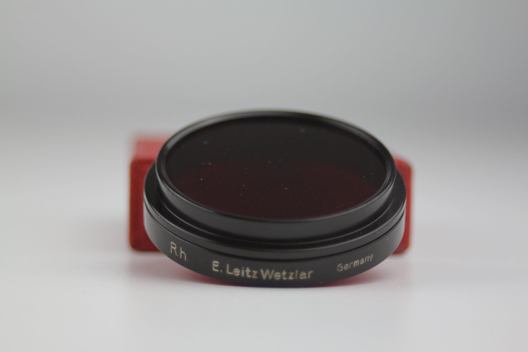 Leitz Filtri: Leica Rotfilter hell R.h. Filter Leitz Fedoo – Usato da Basel venduto da IRMAundFRED 2