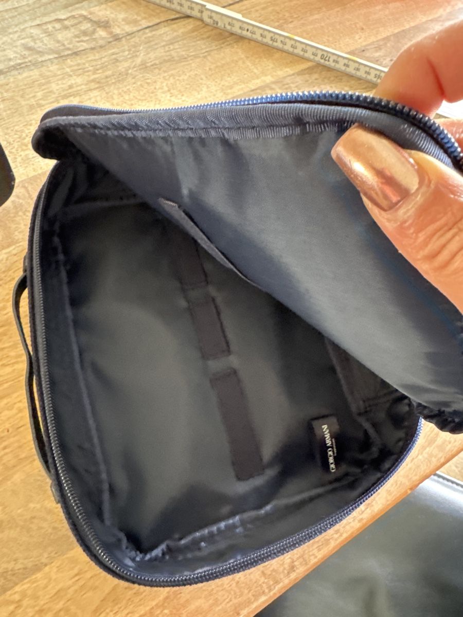 Custodie per cosmetici: Giorgio Armani Necessaire - Neu! – Nuovo e nell'imballaggio originale da Zürich venduto da Kia78 1