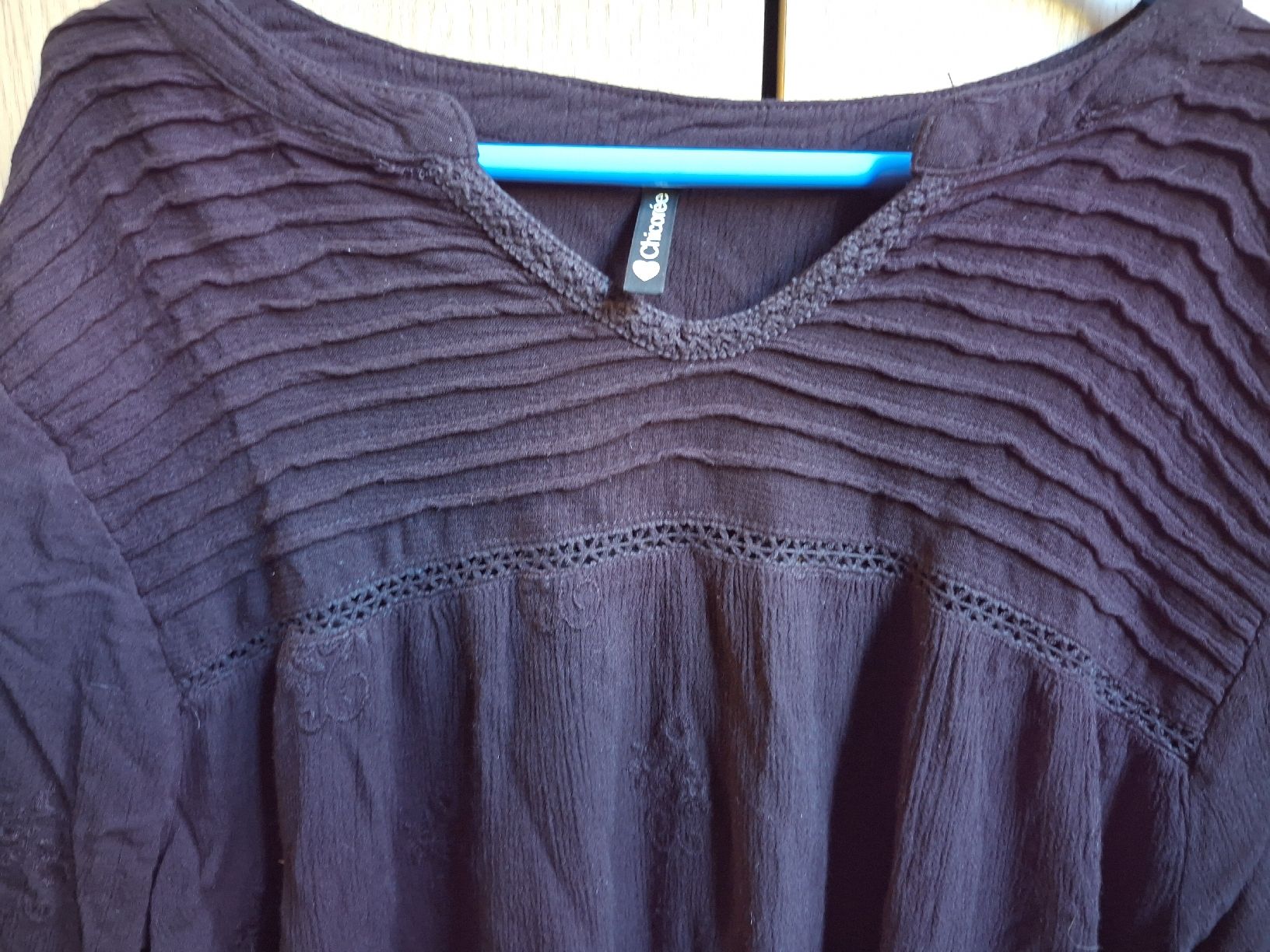 Top: Pull Chicoree noir, taille L – Usato da Lausanne venduto da Cassandra11 1