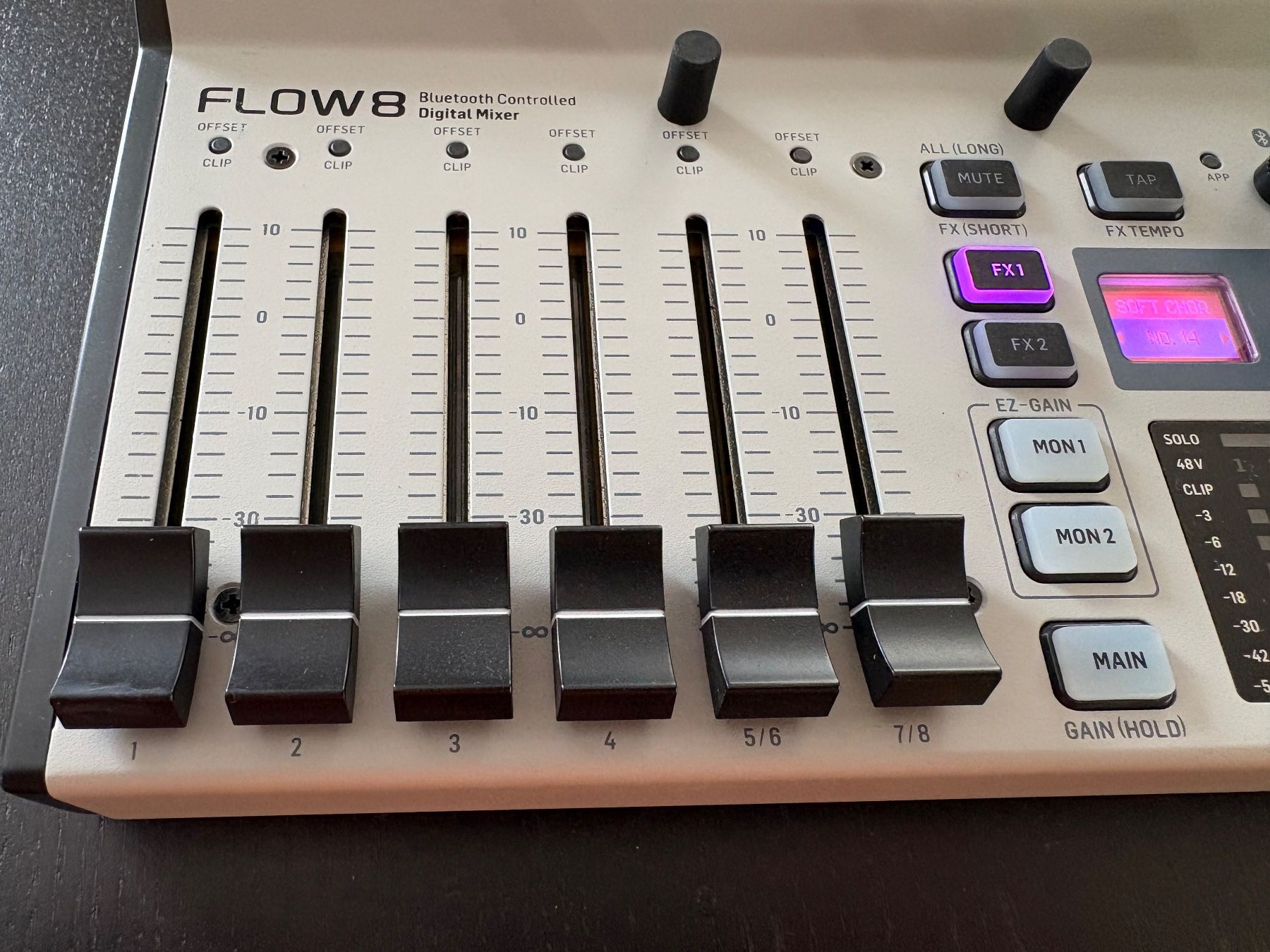 Behringer Console di mixaggio: Behringer FLOW 8 - Mixage numérique Bluetooth - USB – Usato da Prilly venduto da fju_78ry 6