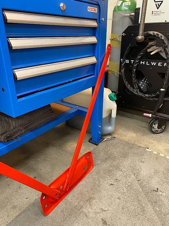BMW Tutti pezzi di ricambio auto: BMW E82/E88/E81/E87 V-Strebe Hinterachse gepulvert – Usato da Zürich venduto da Stefan_L_ZH 2