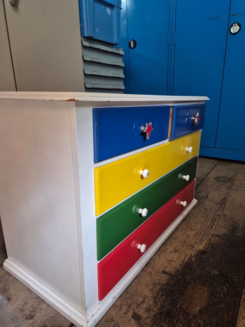 Commodes: Kommode Kinderzimmer – D'occasion à Zollikon par Lorenzfaeh 1