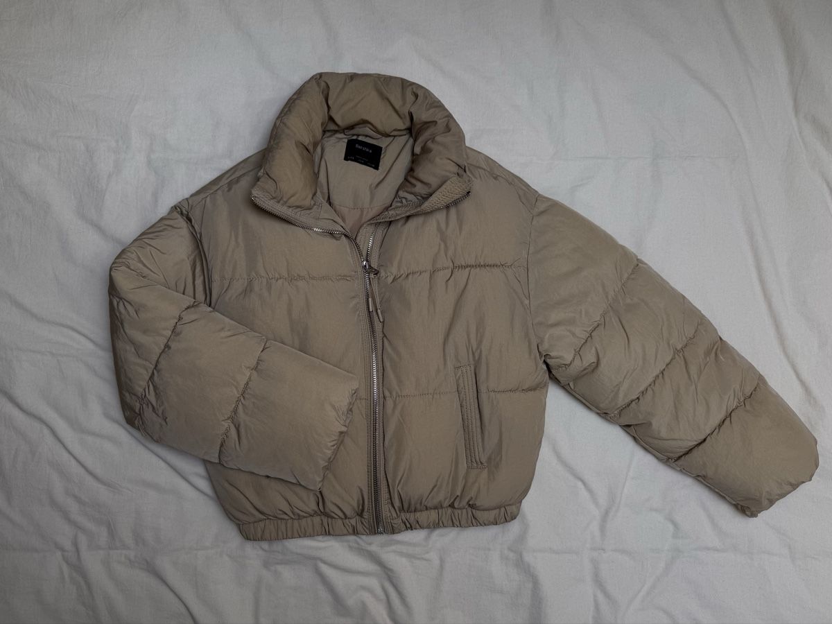 Bershka Giacche: Bershka Winterjacke beige – Usato da Sissach venduto da jameliagr