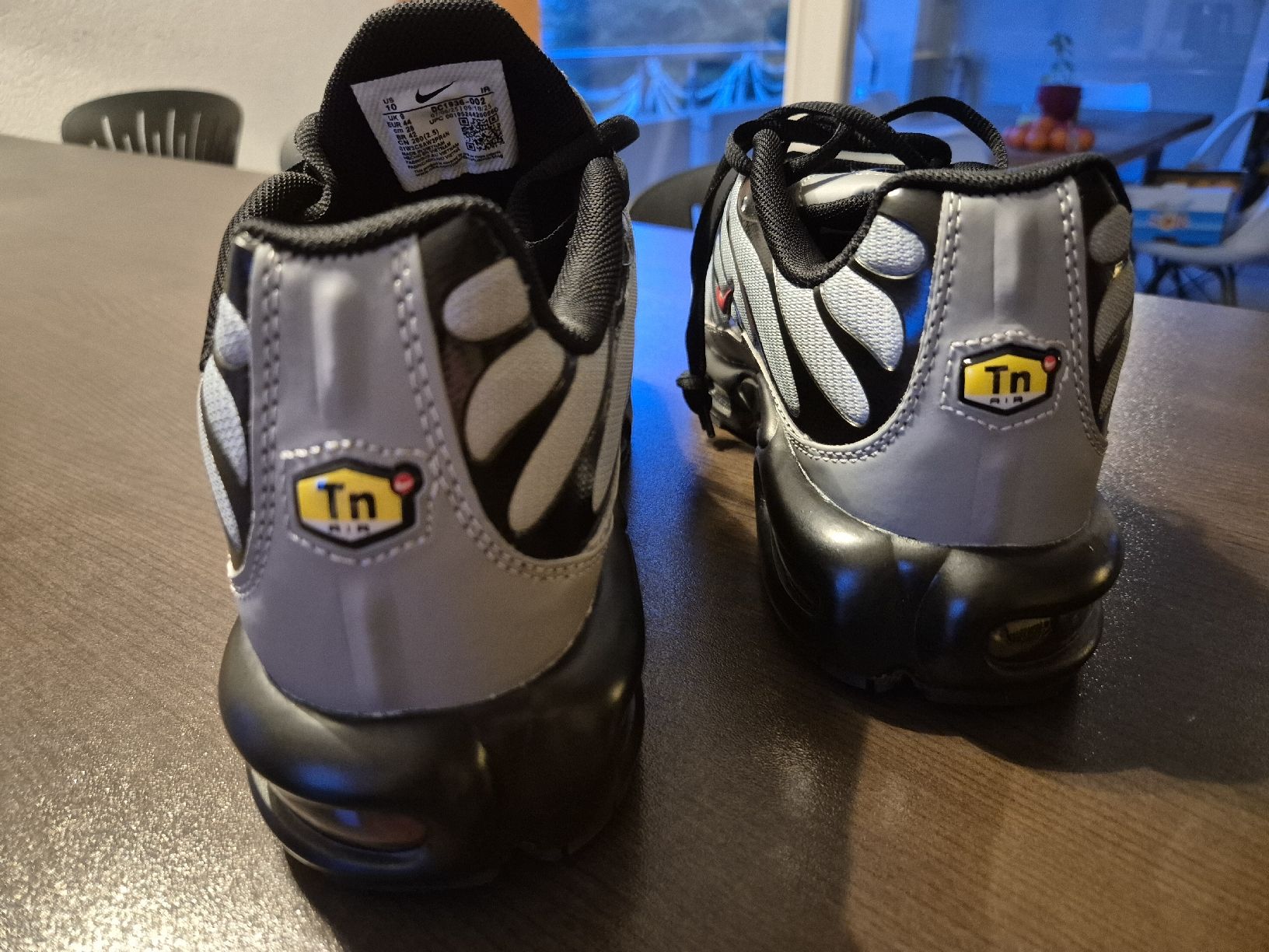 Nike Scarpe da uomo: Nike Air Max Plus TN Wolf Grey Black, taille 44 – Nuovo (secondo la descrizione) da champvent venduto da chrisdta 5