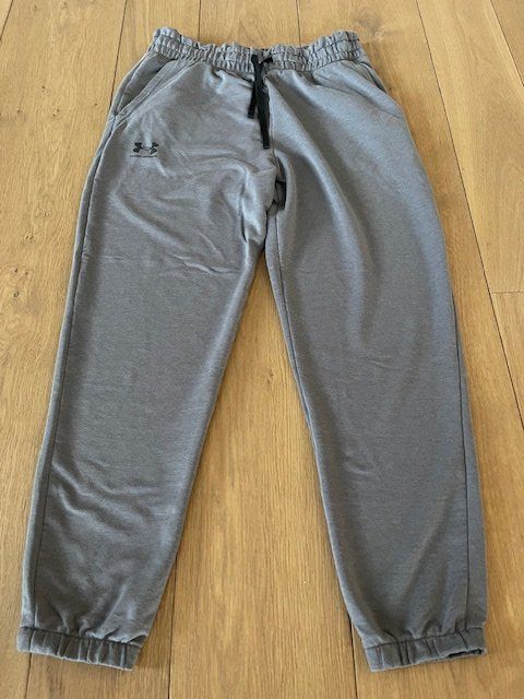 Under Armour Pantaloni: Under Armour Trainingshose – Usato da Dornach venduto da cmuenger