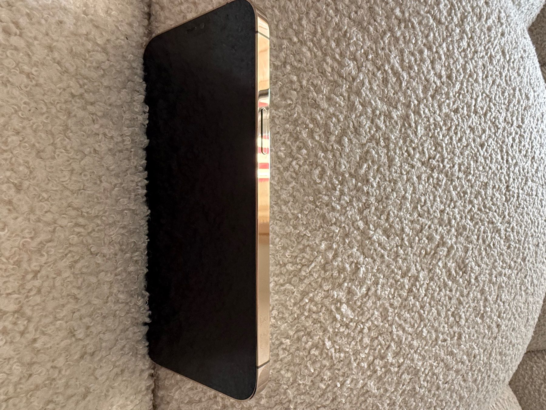 Apple Portables: iPhone 12 Pro MAX 128GB Gold - Vitre arrière cassé – D'occasion à Biel/Bienne par Rinee_G 7
