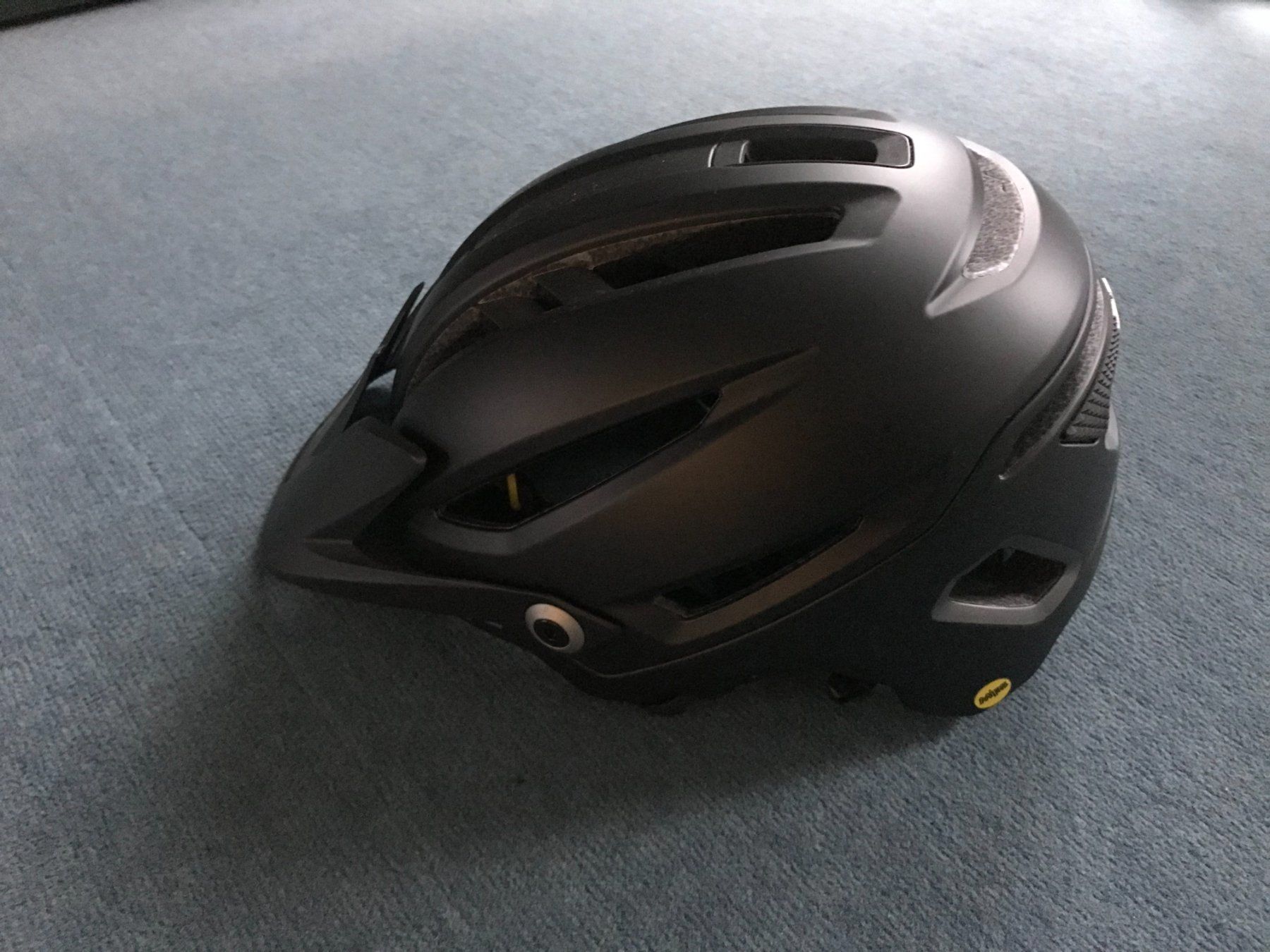 Caschi: Bell Helm (Velo/Bike) mit MIPS – Nuovo (secondo la descrizione) da Kilchberg ZH venduto da Glueckstreffer 1