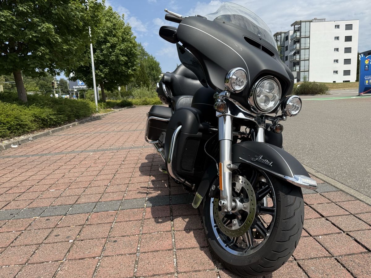 Harley-Davidson Touring: Harley Davidson Electra glide – Gebraucht aus Niederhasli von TurboDriven 5