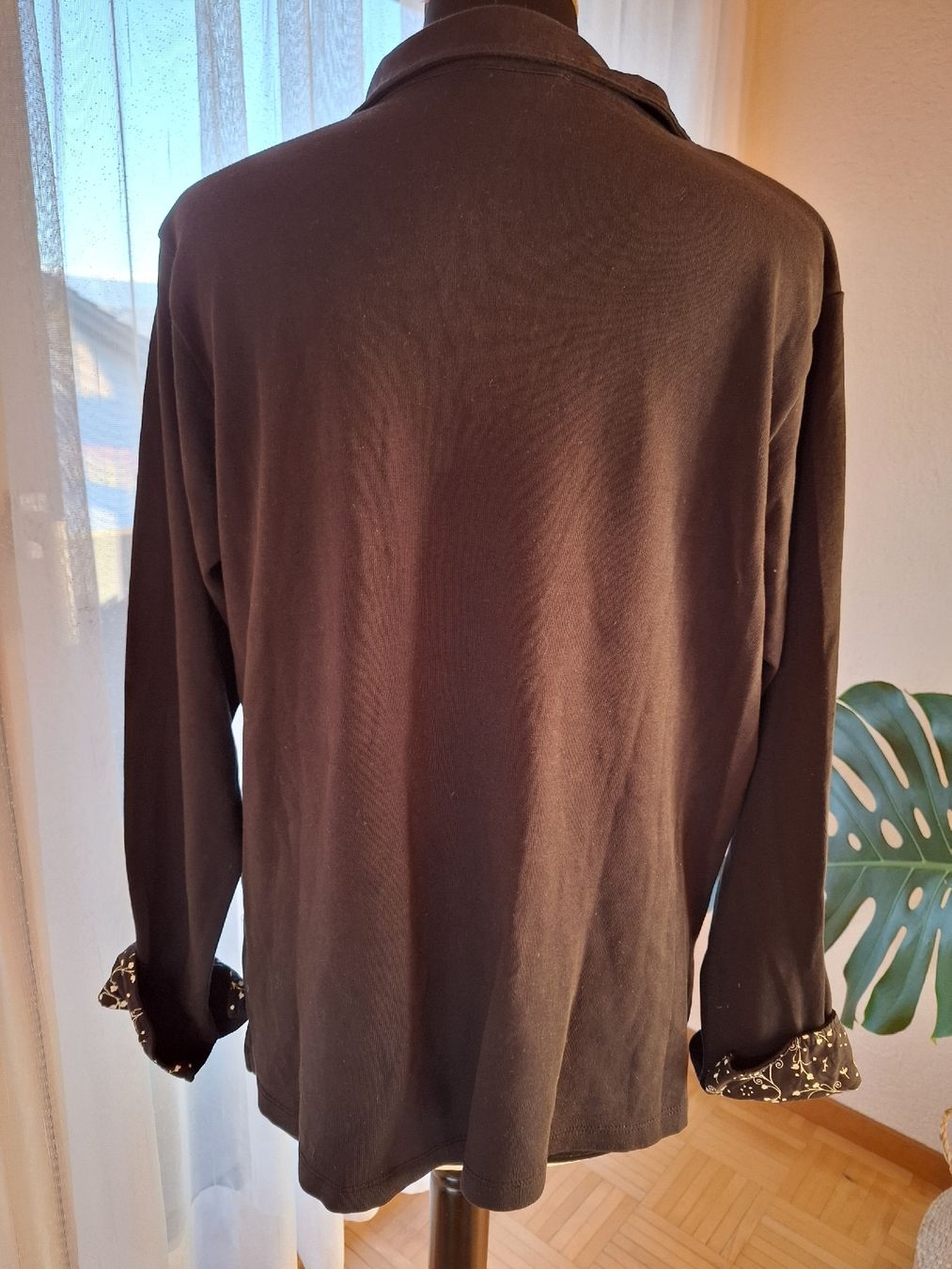 T-shirt: Damen Oberteil Schwarz L XL Zipper basic winter 2000 – Usato da Vinelz venduto da sonnenmond77 7