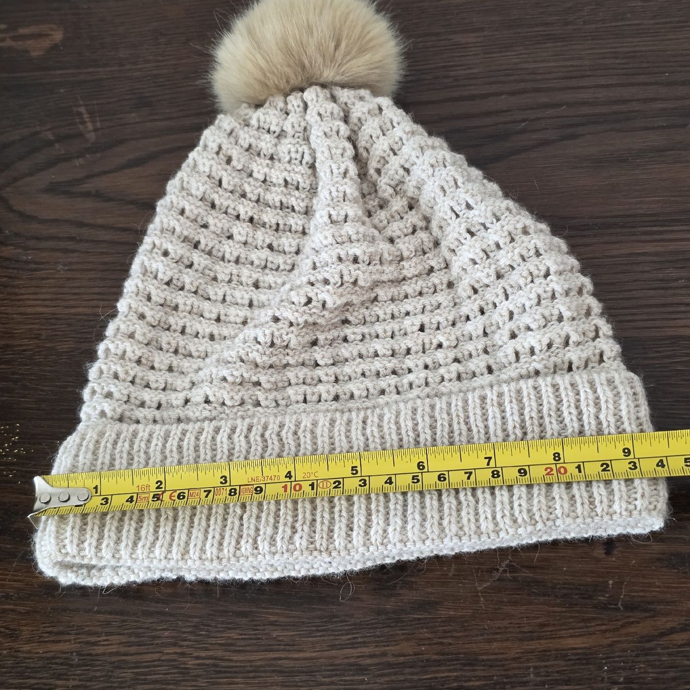 C&A Hüte, Mützen & Caps: Strickmütze mit Bommel beige  – Gebraucht aus Rheinsulz von Gilea 7