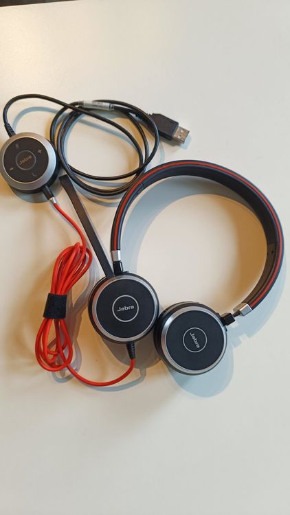 Jabra Evolve 40 Headset 2