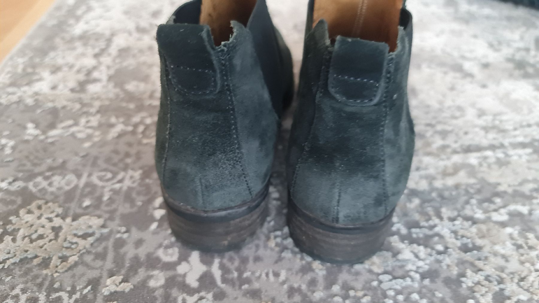 Gabor Scarpe da donna: Gabor Chelsea Boots Wildleder Gr. 37 – Usato da Ibach venduto da ole_6whn 3
