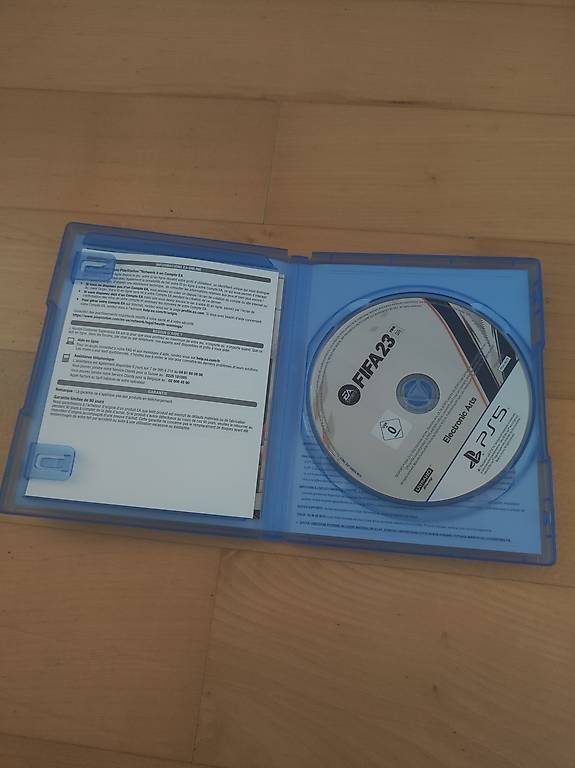 Jeux: FIFA 23 PS5 version disque – D'occasion à Prilly par mar_7wc5 1
