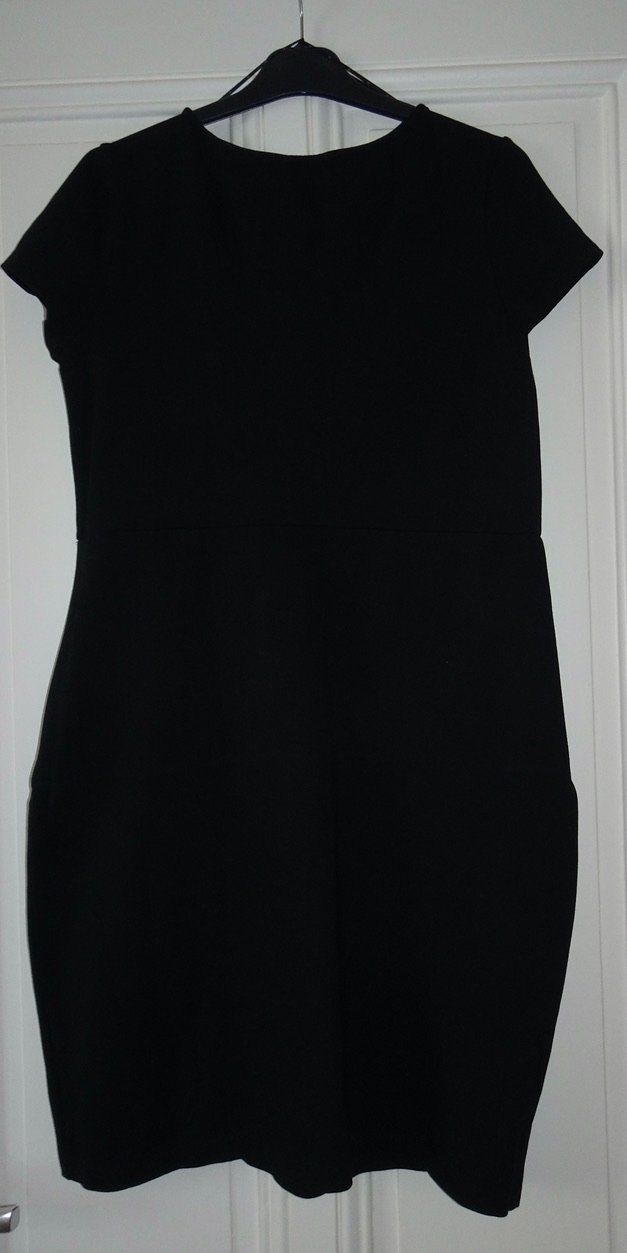 C&A Vestiti: Robe noire C&A Yessica pure taille L – Usato da Châtelaine venduto da Gio54321 4