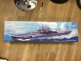 Trumpeter 1/350 USSR Admiral Kuznetsov Flugzeugträger