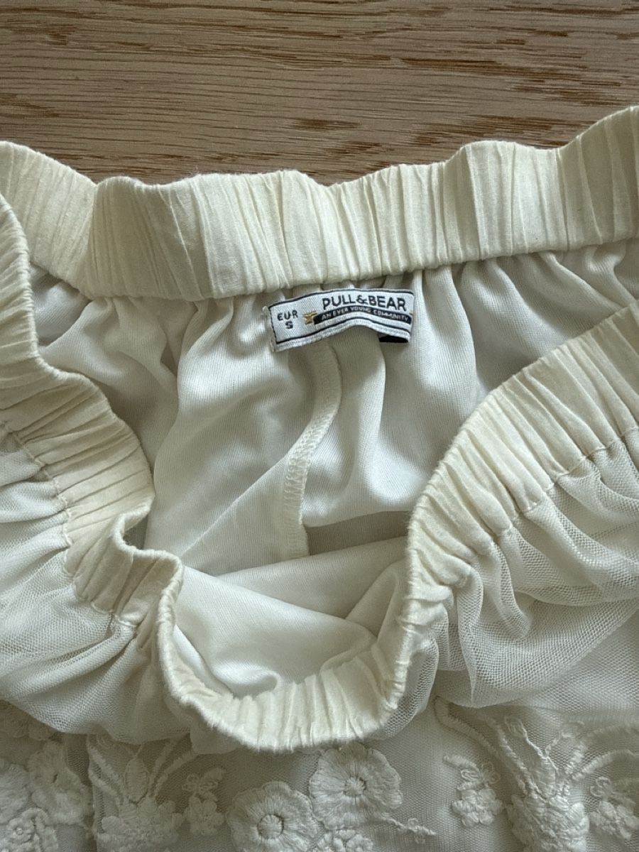 Pull&Bear Röcke: Pull&Bear lace skirt, size S – Gebraucht aus Zürich von Restesindsuess 3