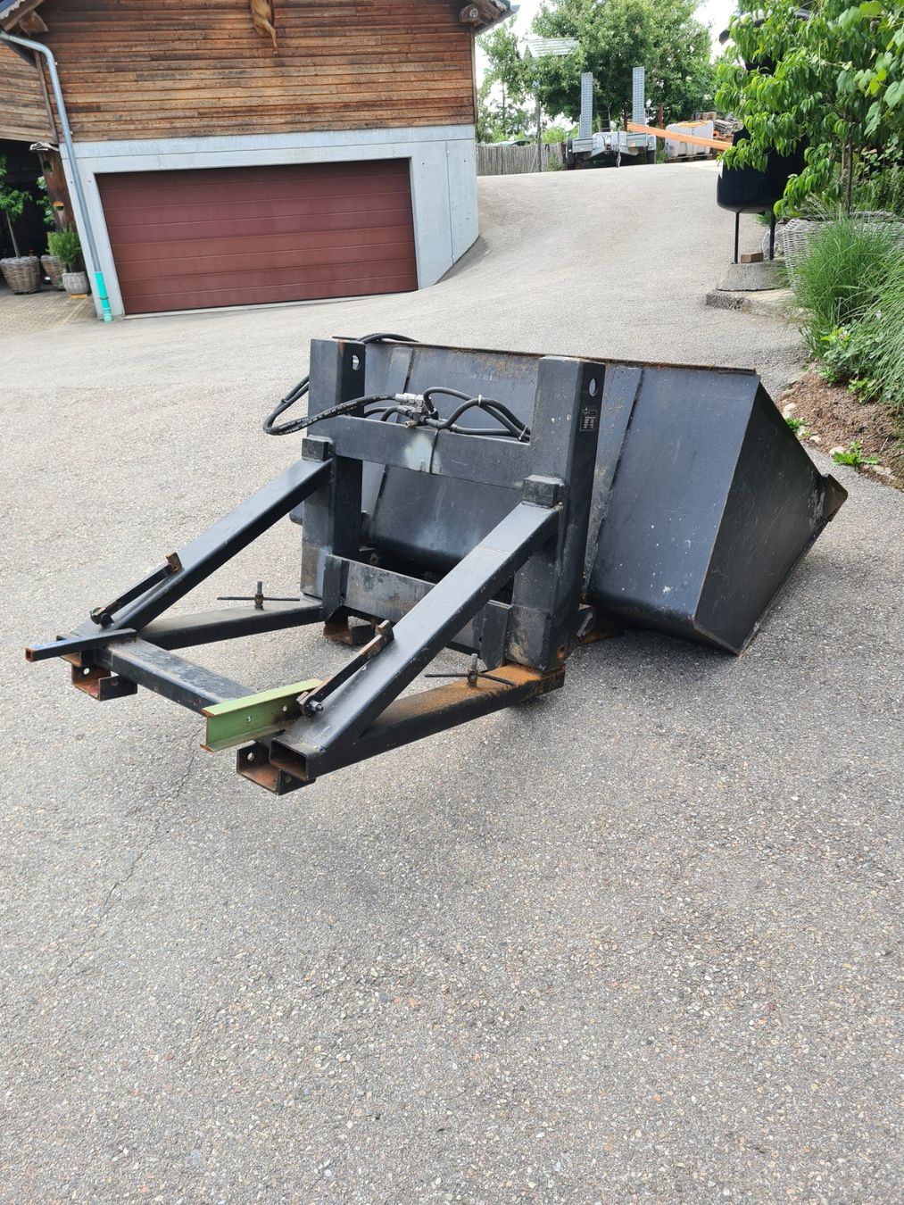 Carrelli elevatori e a forche: Schaufel für Stapler hydraulisch – Usato da Grünenmatt venduto da holzskulptur 1