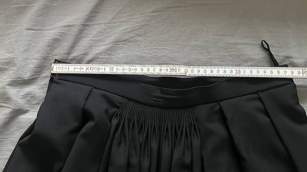 Costumi: Trachten Kittel – Usato da Heimenschwand venduto da Yblubber 3