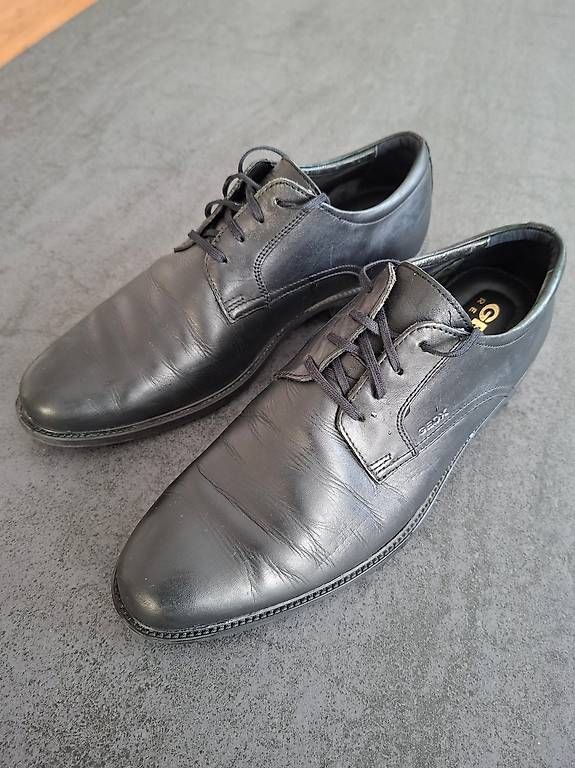 Geox Scarpe da uomo: Herrenschuhe Geox Grösse 43 – Usato da Oberkulm venduto da Rrene65