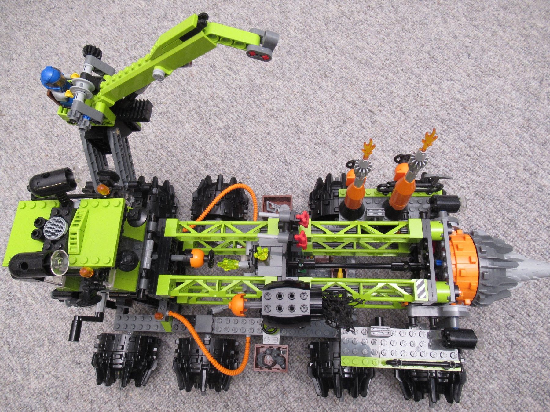 Lego Kit di costruzioni: Lego Titanium Command Rig Nr. 8964 – Usato da Obergösgen venduto da cairn 7
