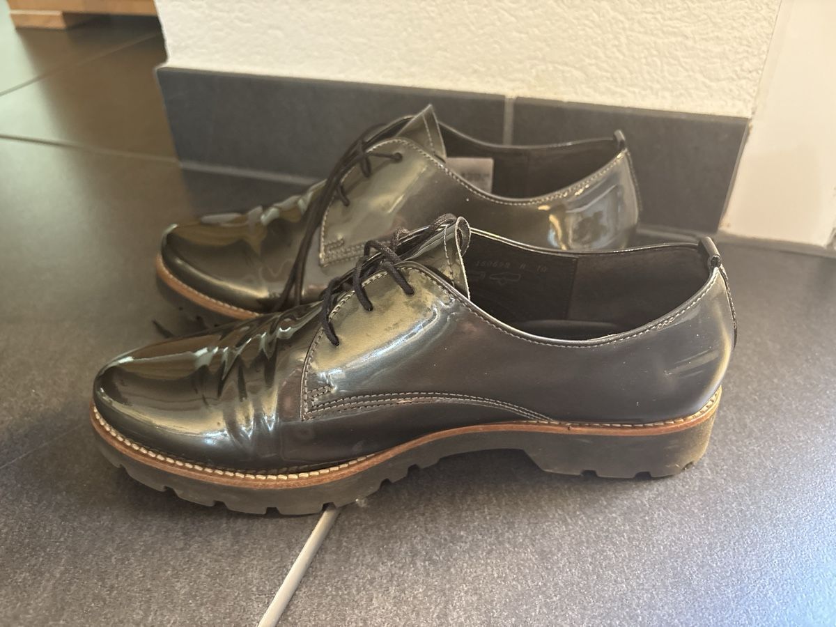 Gabor Chaussures femmes: Chaussure vernis Gabor  – Neuf (Voir description) à Riddes par nati48 1