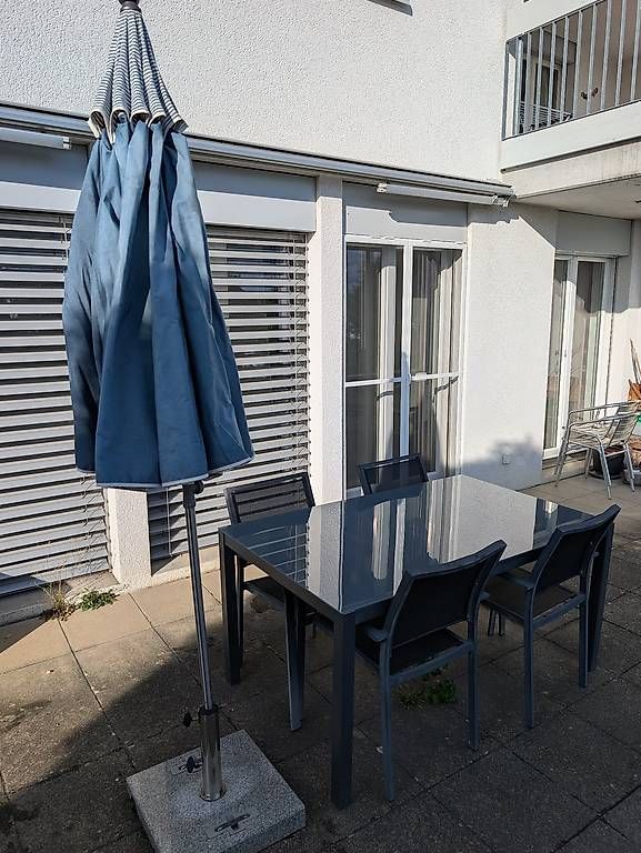 Set di tavolo e panche: Gartentisch und Stühle – Usato da Hüttwilen venduto da frolens123 3