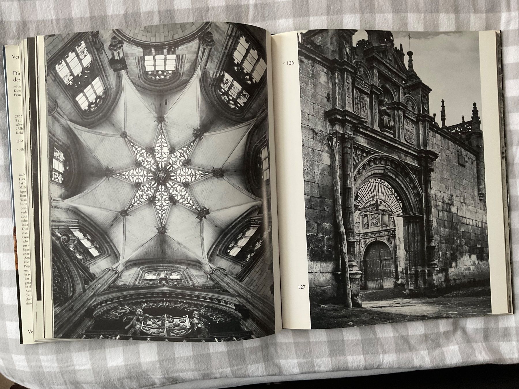 Libri: , Vera & Hellmut Hell; Die grosse Wallfahrt des Mittelalters – Usato da Zürich venduto da tol_b7c7 5