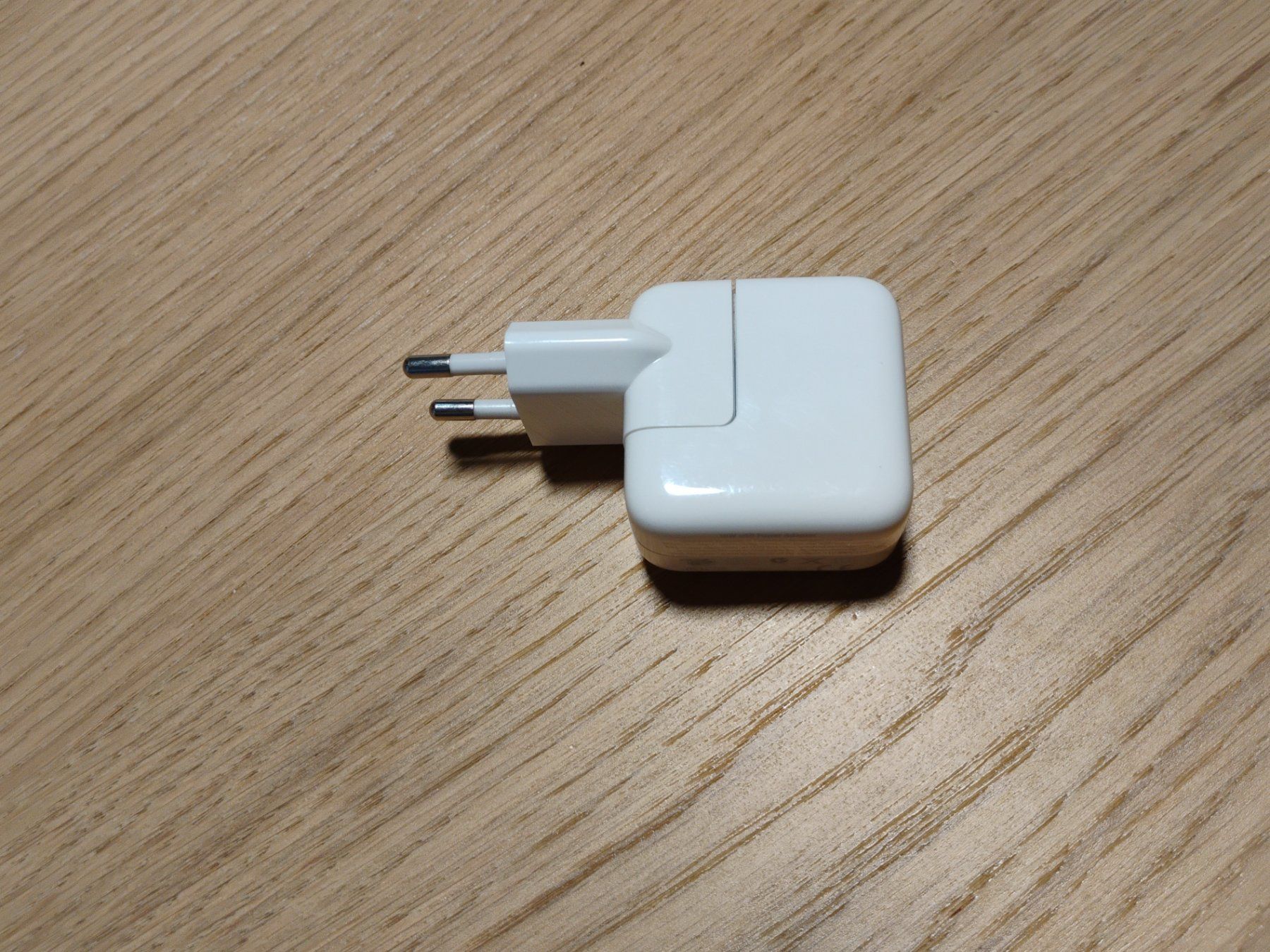 Apple Caricabatterie: Apple 10W USB Adapter A1357 – Usato da Châtel-St-Denis venduto da tri_mf77 1