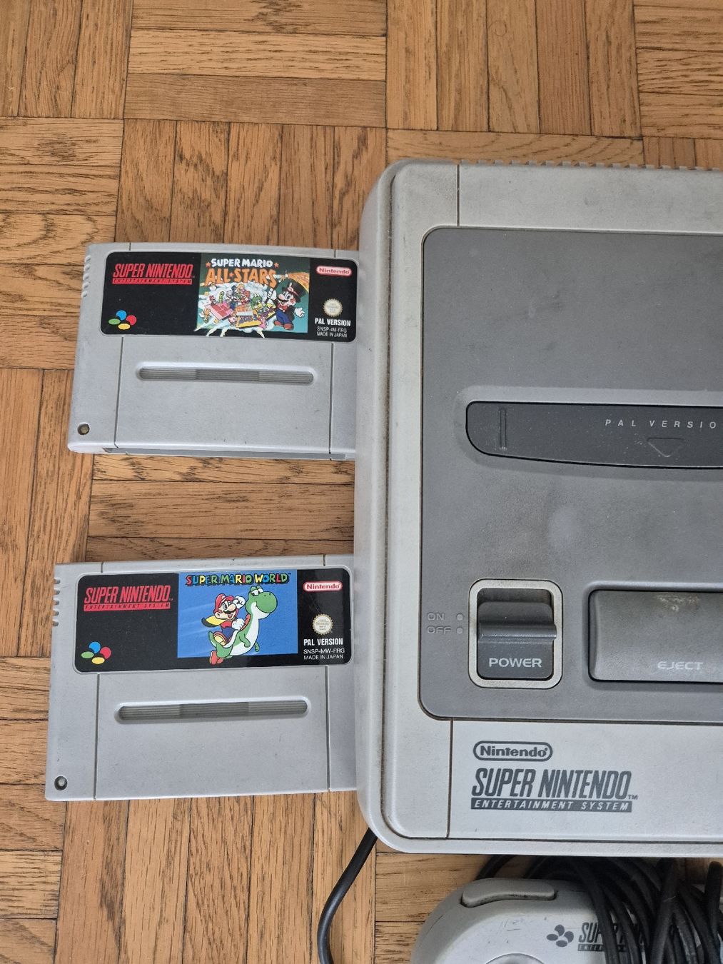 Super Nintendo SNES Set – Inkl. 4 Controller & 2 Klassiker (Gebraucht ...