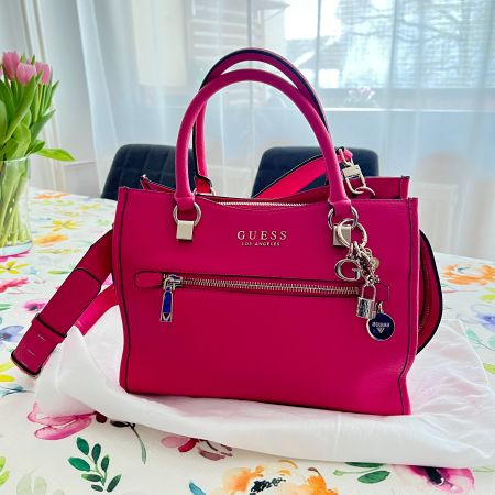 Sac à main Guess rose vif
