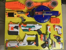 Nerf pistole e caricatori