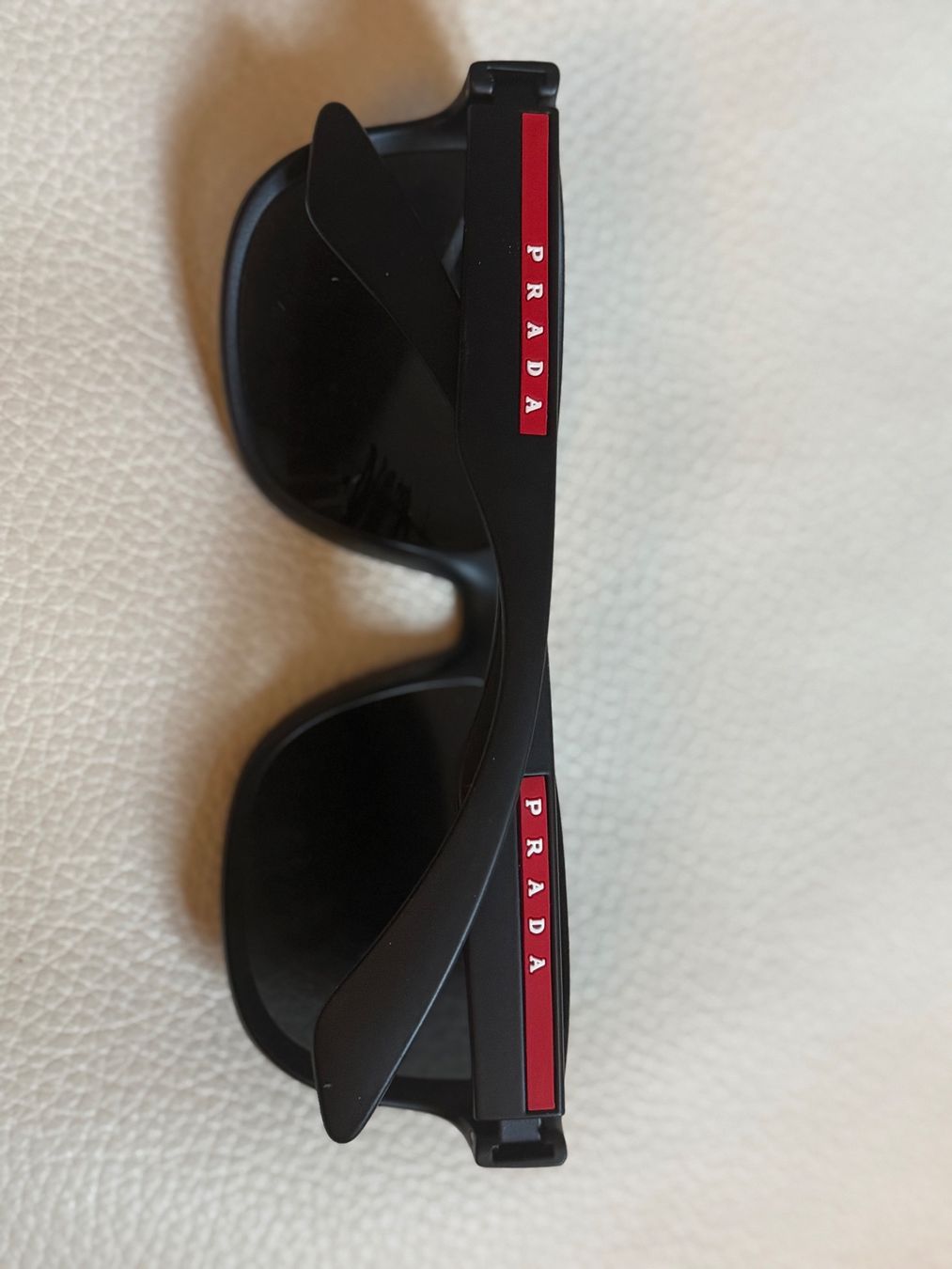 Prada Brillen & Gläser: Lunettes de soleil Prada – Gebraucht aus La Brévine von ycy_m22k 2