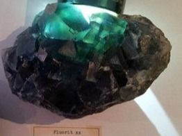 Fluorit Stufe XL Rarität 18x14cm div. Phantome