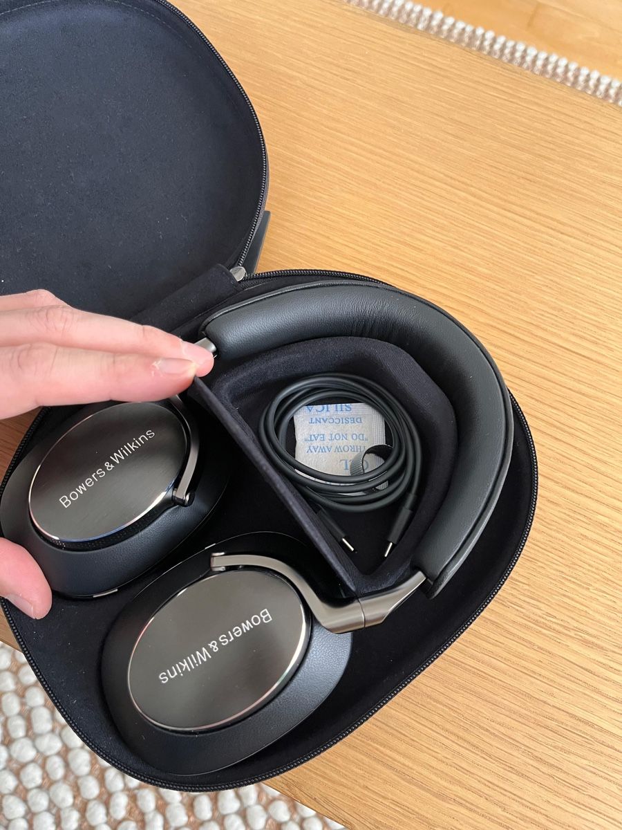 Bowers & Wilkins Cuffie: Bowers & Wilkins PX8 – Usato da Zürich venduto da Peban1 5