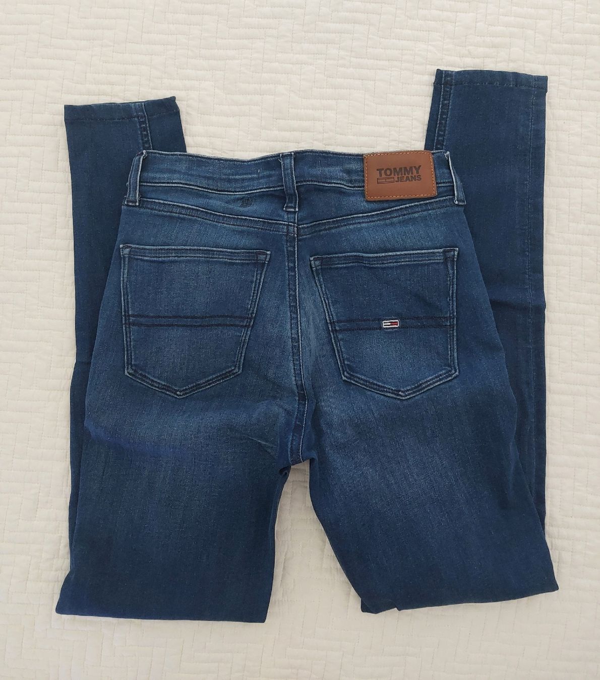 Tommy Hilfiger Jeans: Tommy jeans – Gebraucht aus Zürich von Martinlaehner 1