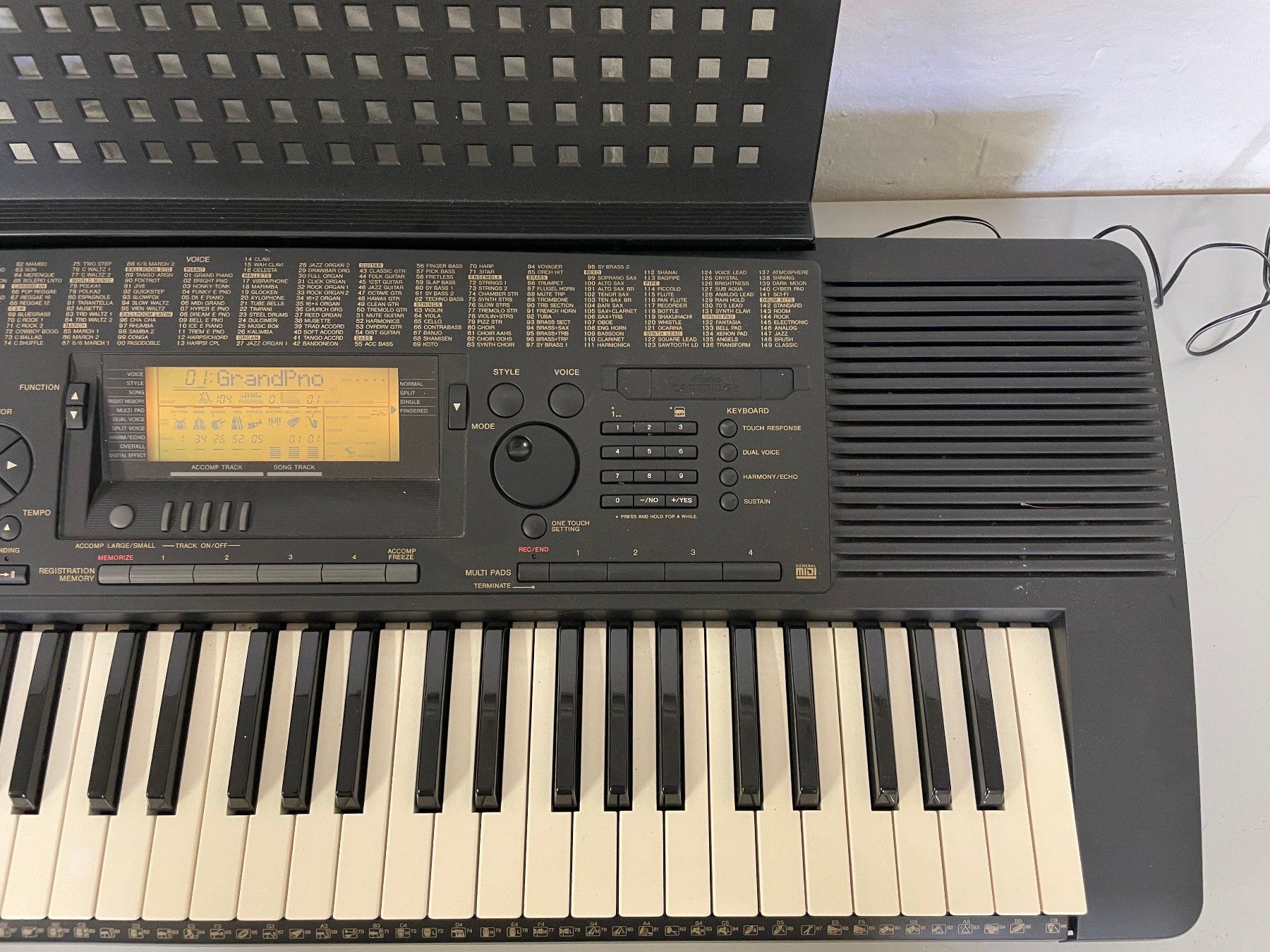Yamaha Musikinstrumente: Keyboard Yamaha PSR-520 – Gebraucht aus La Croix (Lutry) von netrajet 2