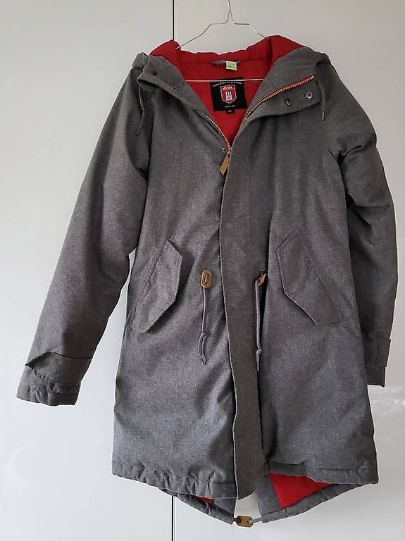 Giacche: Graue Winterjacke | Derbe | Gr. S – Usato da Dübendorf venduto da ani_gxt7