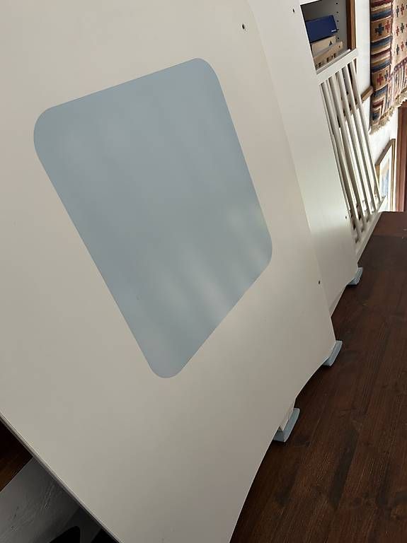 Betten: Lit a barreau 140x70 cm – Gebraucht aus Plan-les-Ouates von Kiss-bodolay