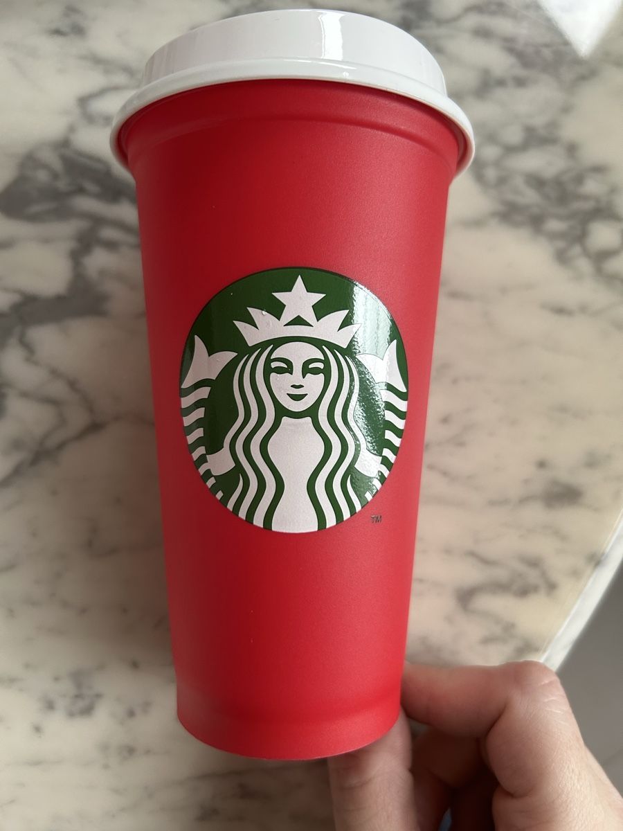 Starbucks Tassen: Christmas edition Starbucks reusable cup 473ml 16oz new – Neu (gemäss Beschreibung) aus Biel/Bienne von zit_v5yc
