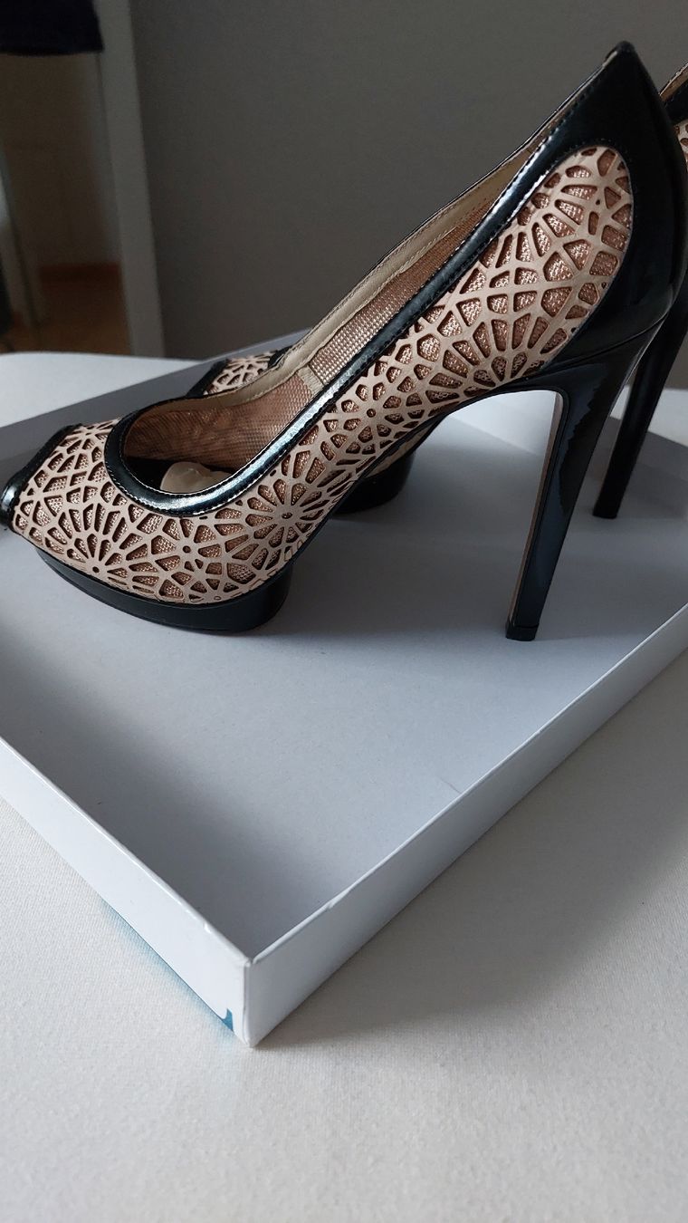 Pompe & Parti di ricambio: Schuhe, Pumps,  Gr. 38 – Usato da Thun venduto da Alexanna 3
