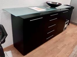 Reinhard Sideboard / Kommode mit Glasplatte  Swiss Made