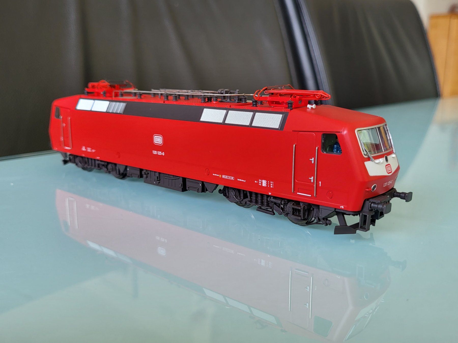 Trix Modelleisenbahnen: H0  TRIX  22603  DB  Baureihe 120 NEU ! – Neu und originalverpackt aus Oberburg von sensetal 2