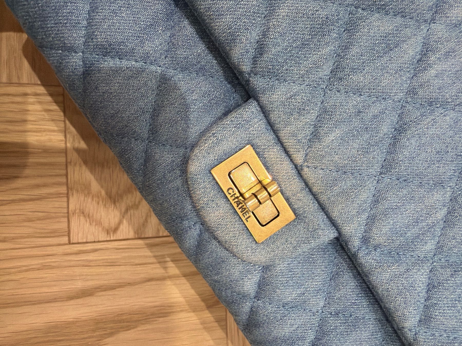 Chanel Sacs femmes: Chanel 2.55 Jeans – D'occasion à Roggwil TG par est_r5x7 1