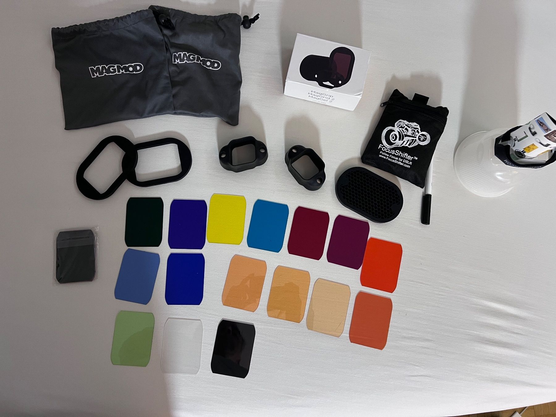 Flash: MagMod MagGrip/Grid/Gel + Lightsphere + Focus Shifter – Usato da Küsnacht ZH venduto da PremiAirFPV