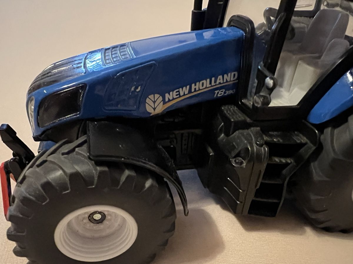 Siku Spielzeuge: Siku New Holland T8. 390 – Gebraucht aus Oensingen von alpenvogel92 4